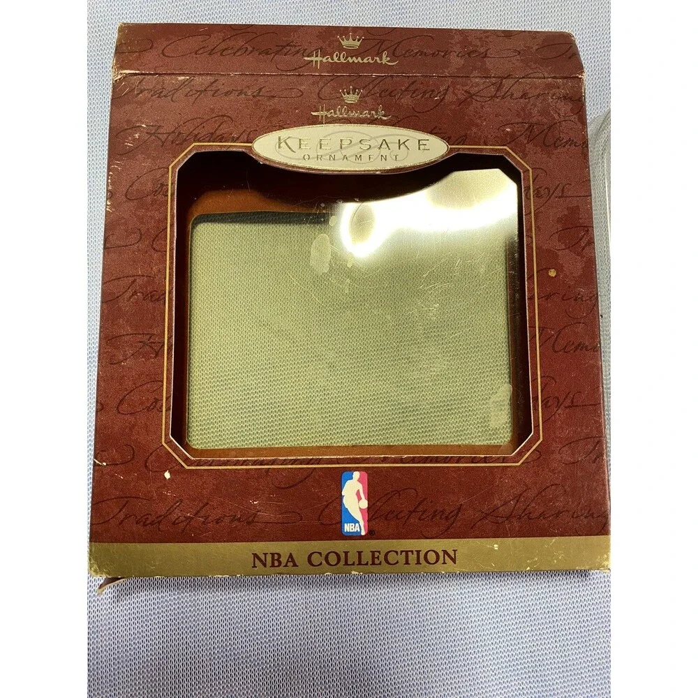 Hallmark Keepsake Christmas Ornament Chicago Bulls NBA Plaque W/ Stand Vtg. 97’